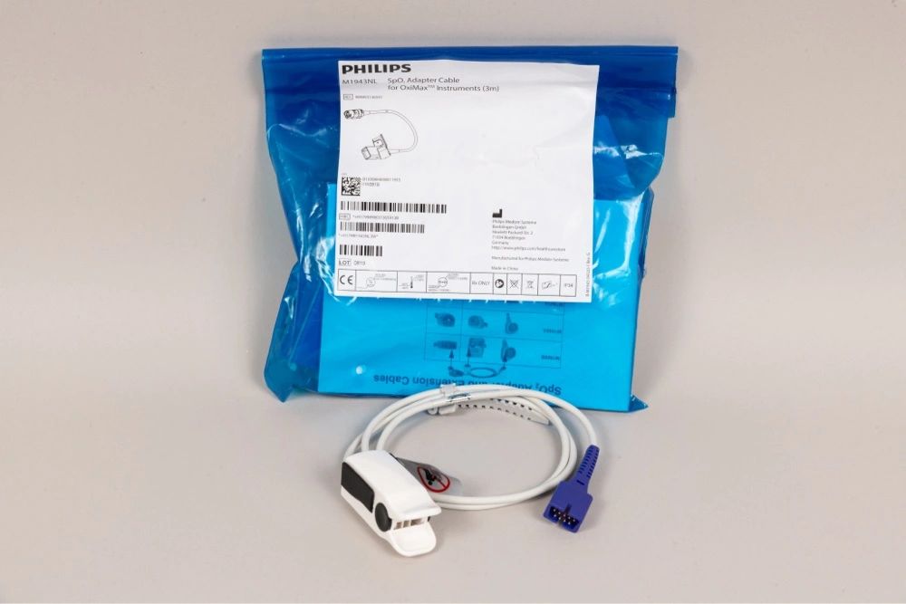 Philips IntelliVue MX100 Monitor 867033 With M8023A Charger & Cables - Image 8
