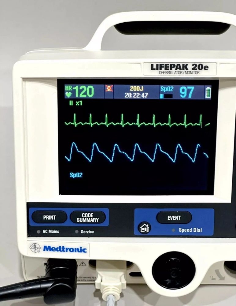 Physio-Control LIFEPAK 20e Defibrillator Monitor Complete With Hard Paddles, Battery, SPO2 Cable, ECG Cable, AED Mode, Pacing, Printer, & Power Cord - Image 3
