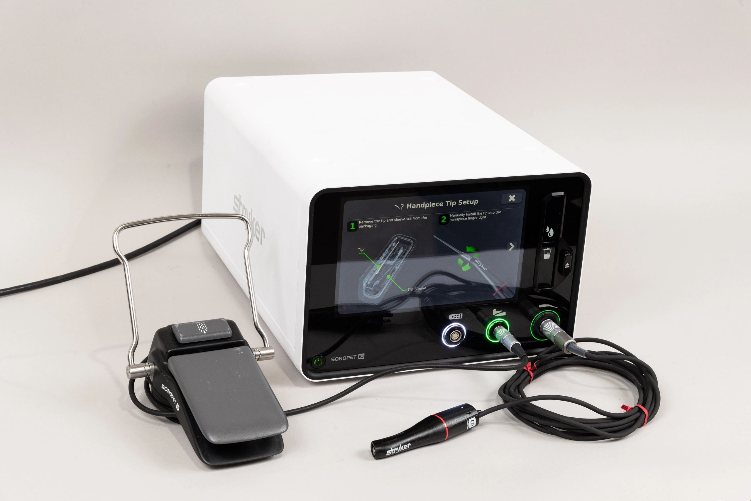 Stryker Sonopet iQ Ultrasonic Aspirator System with Universal Angled Handpiece & Foot Pedal - Image 3
