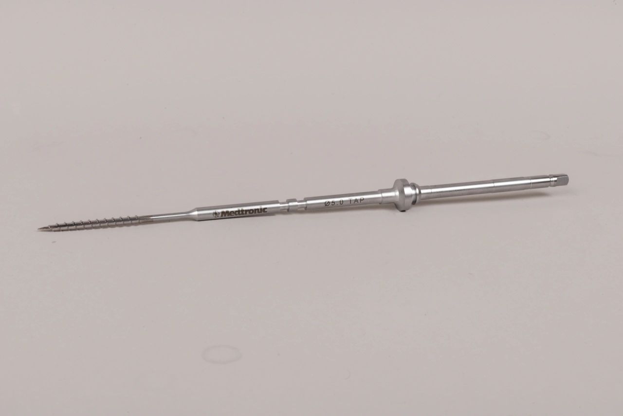 Medtronic Navigated CD Horizon Solera 5.0mm Awl-Tip Tap NAV2003