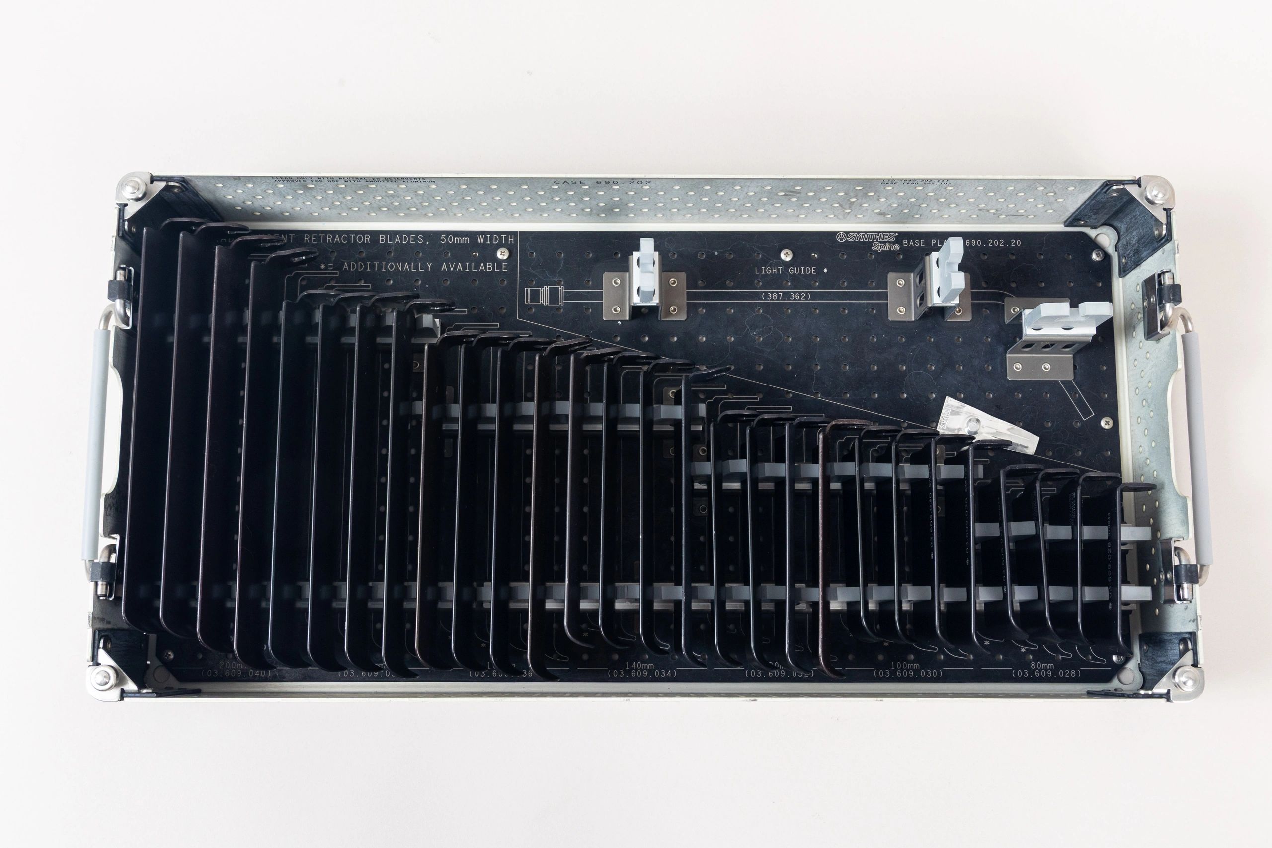 Synthes Synframe ALIF Retractor with Wide 50mm Blades - Image 6