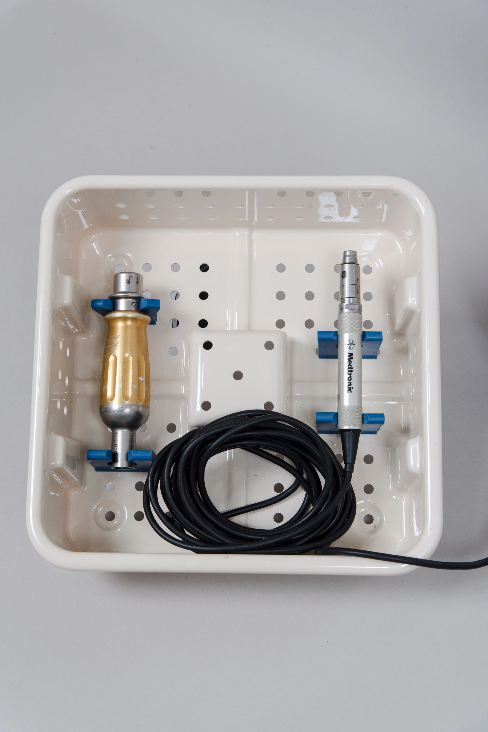 Medtronic Midas Rex EM200 Stylus Drill Set with IPC System and 10 Attachments - Image 2