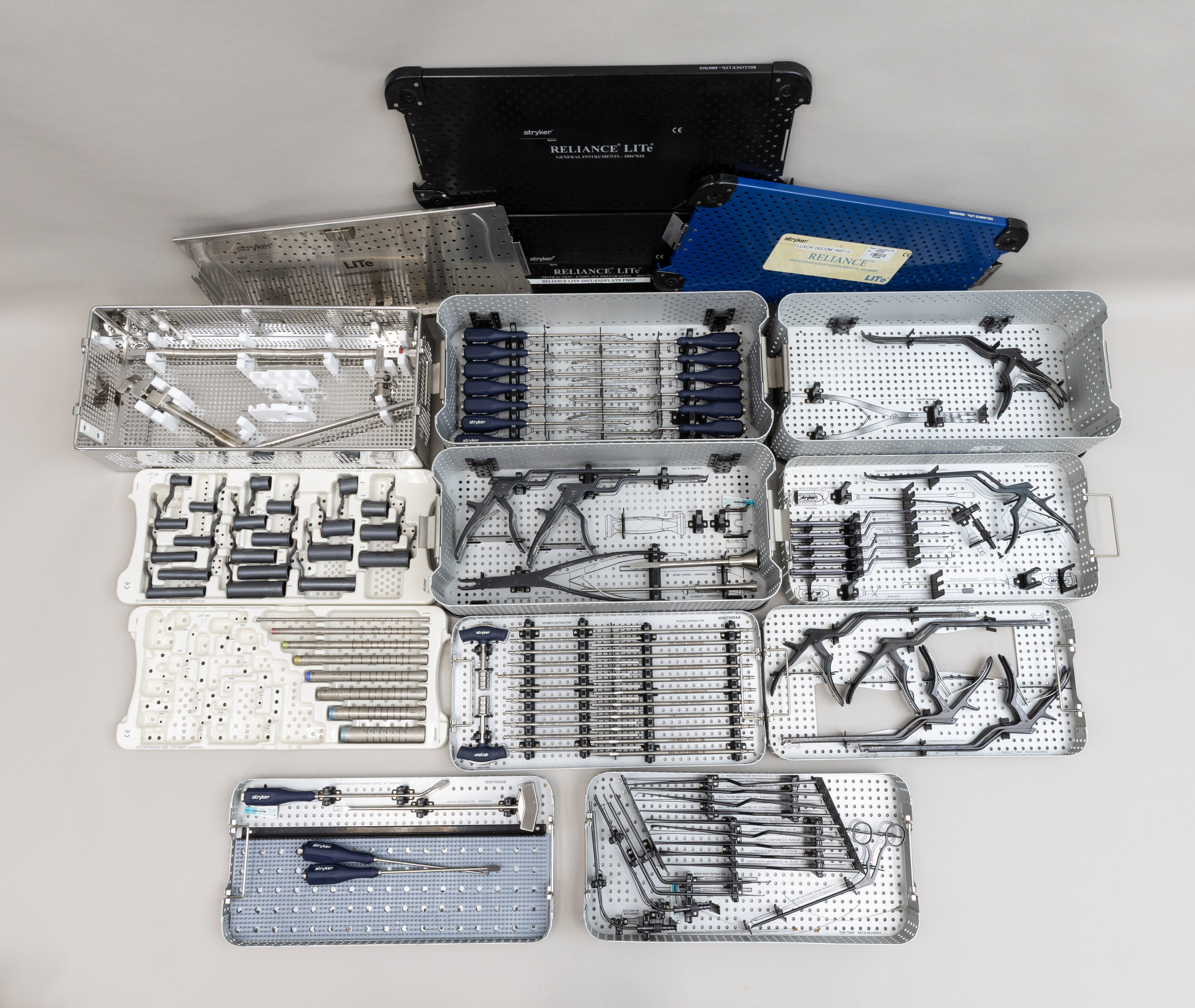 Stryker LUXOR LITe Decompression & Reliance LITe Tubular Microdiscectomy Retractor System with MIS Tubes, Dilators, Retractors & Instrument Trays