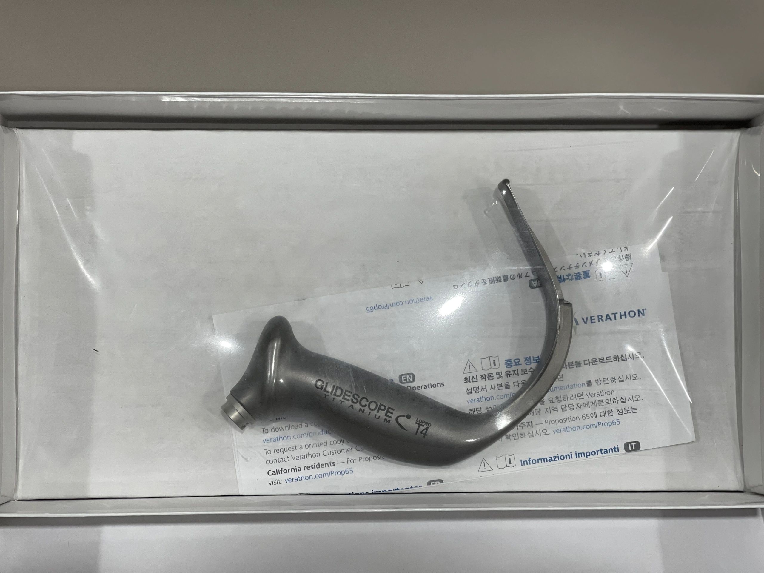Verathon GlideScope AVL with NEW Titanium LOPRO T3 0574-0126 & NEW LOPRO T4 0574-0127 - Image 2