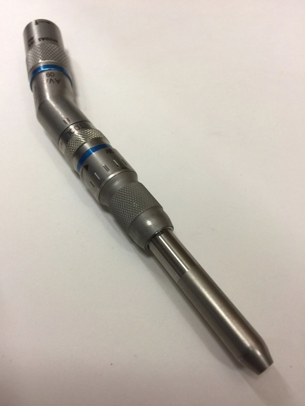 Medtronic Midas Rex AVA09 Angled Variable 9 cm Attachment - Image 3