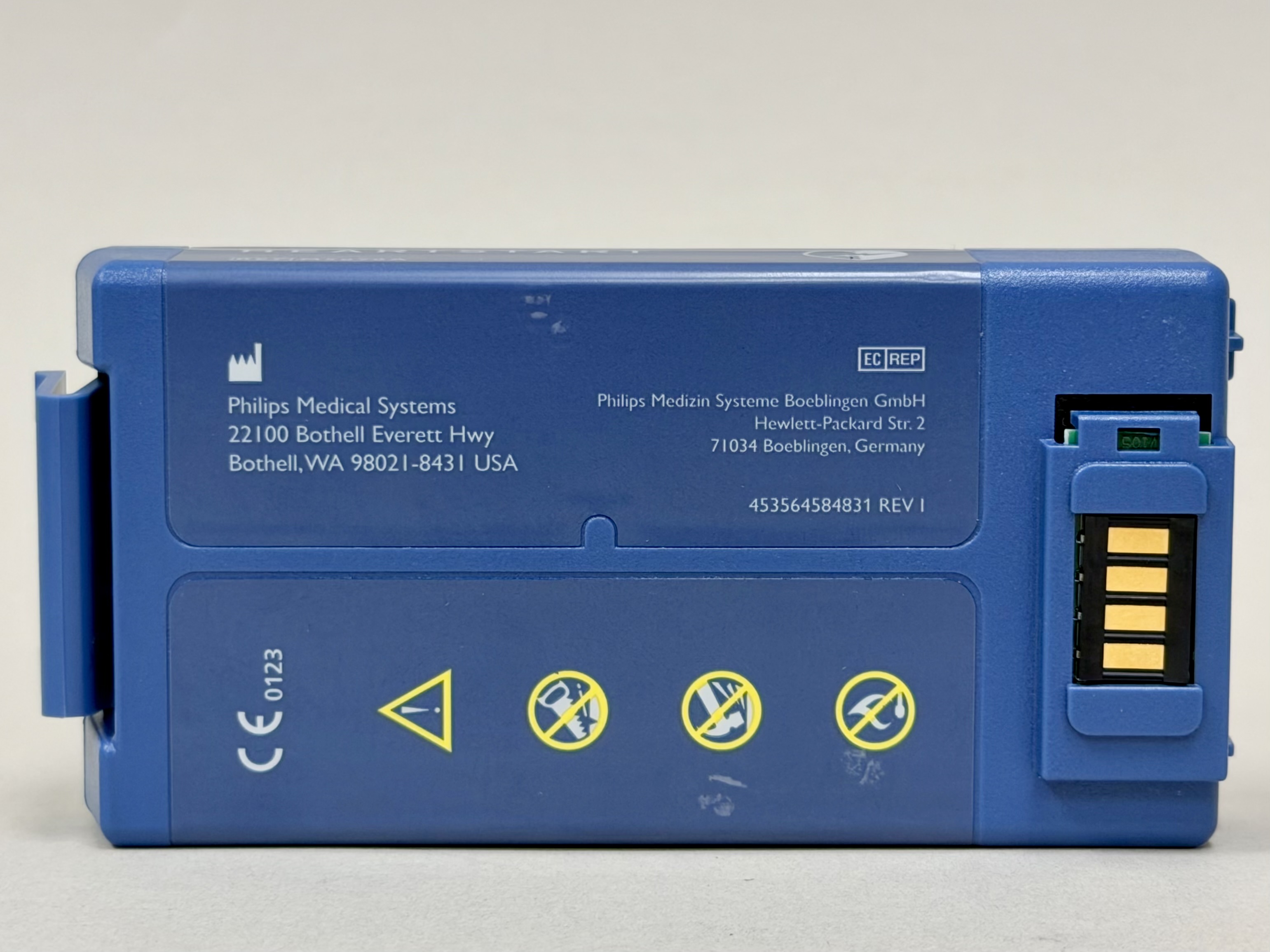Philips HeartStart Onsite HS1 - Expired Pads And Expired Battery - Image 12