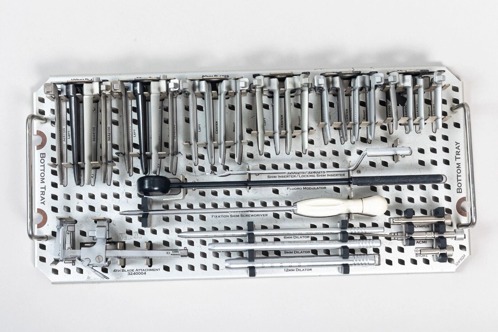 NuVasive MaXcess 4 XLIF 4th Generation Retractor System with Complete Instrument Set - Image 4