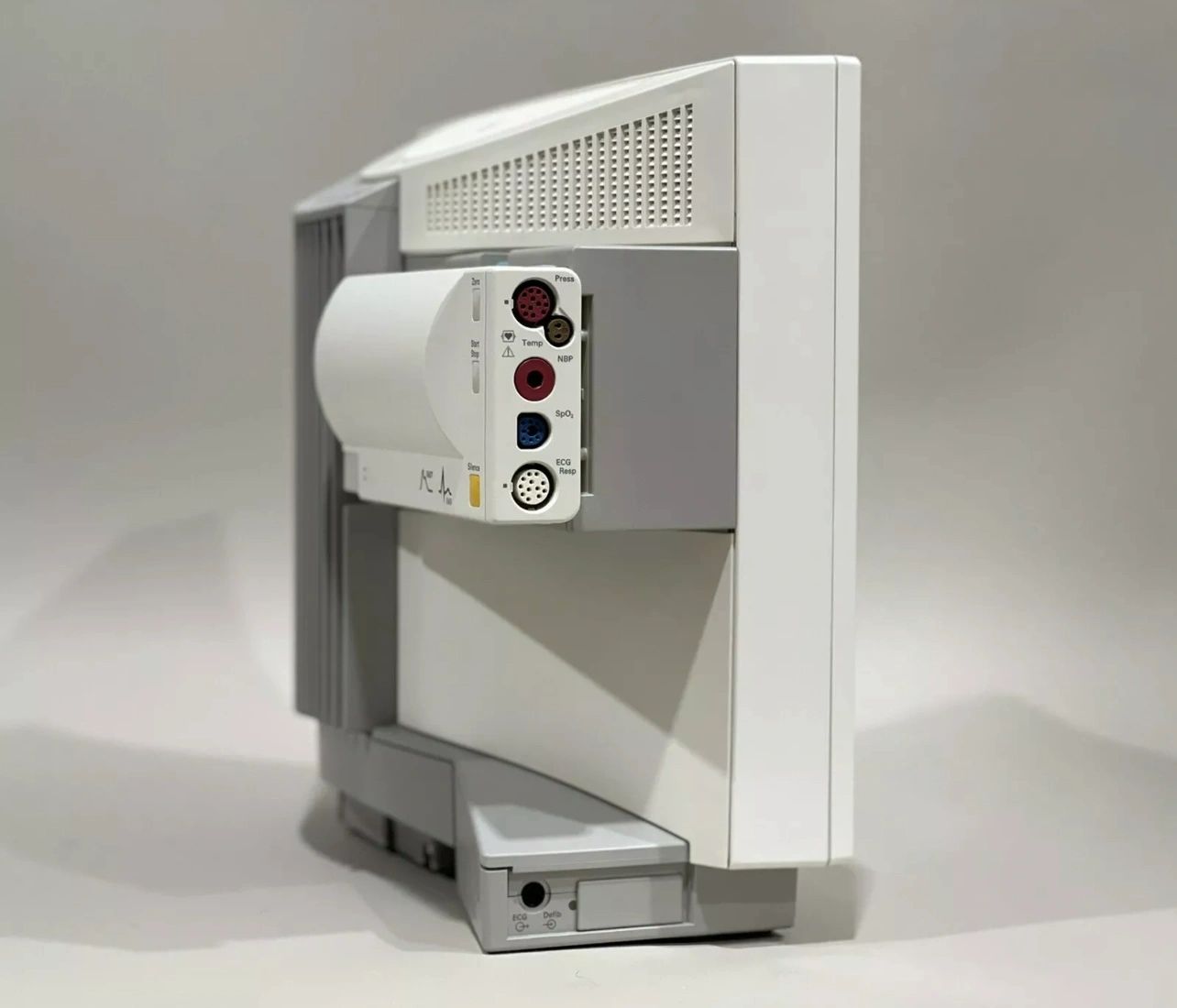 Philips IntelliVue MP70 Patient Monitor With M3001A Module - Image 6