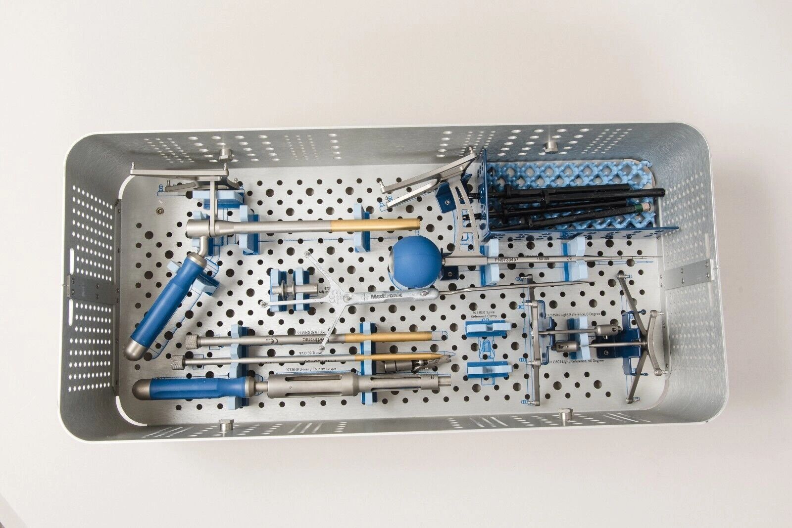Medtronic Navigated Vertex Select Set - Image 3