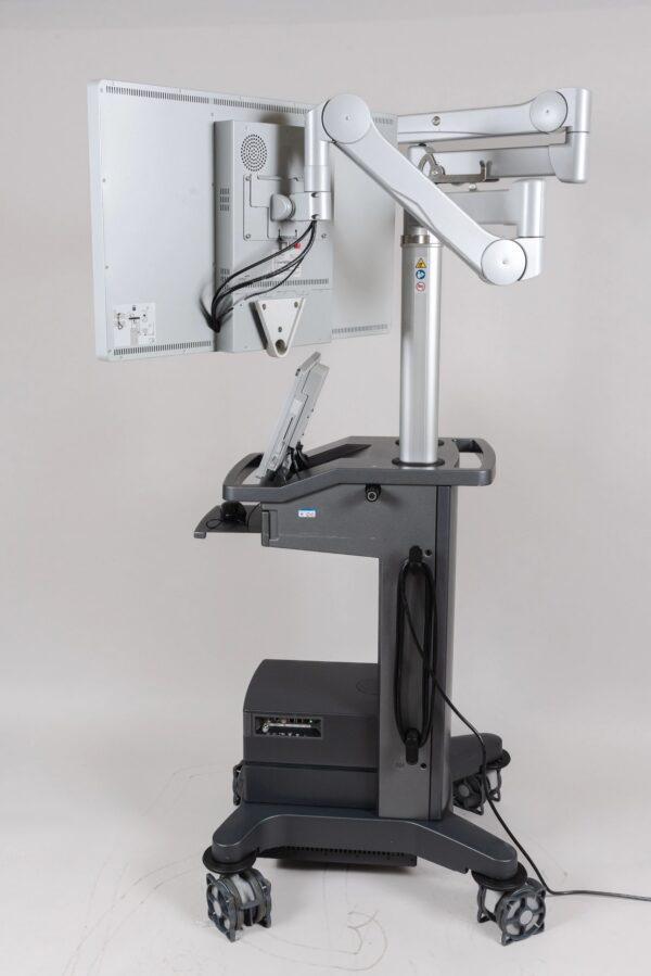 Stryker NAV3i Navigation System with CranialMap 3.0 Software ...
