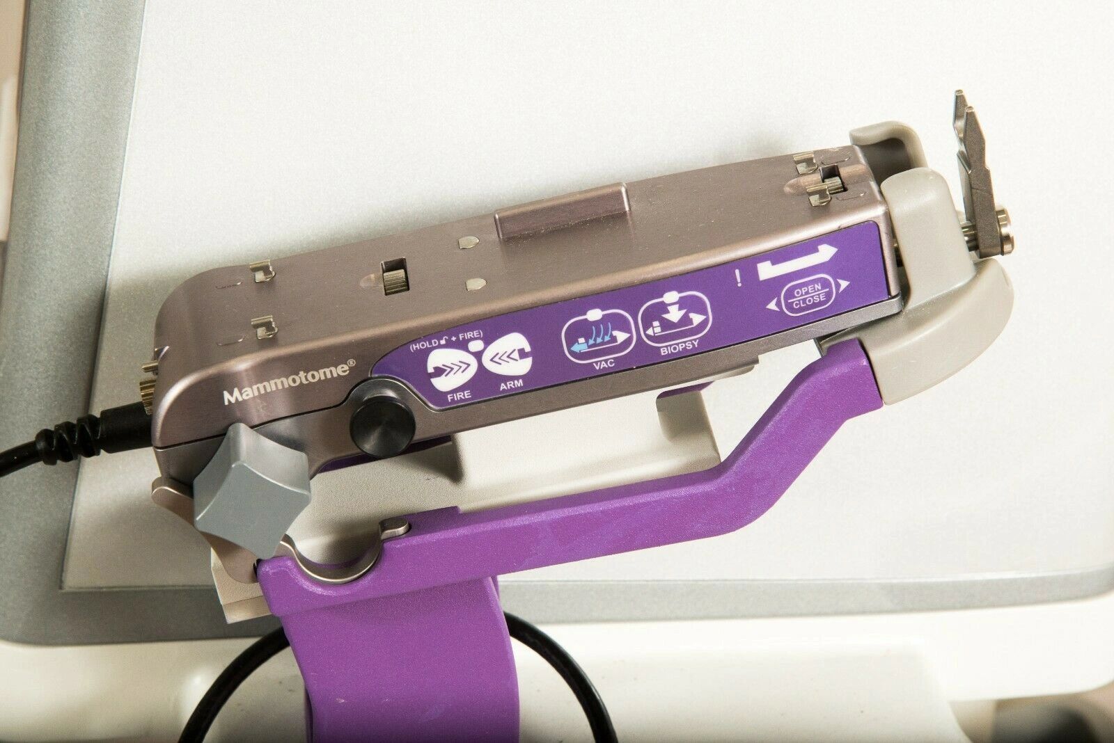 Mammotome Revolve Biopsy Device MSCM1 Vacuum-Assisted Breast Biopsy System - Image 5