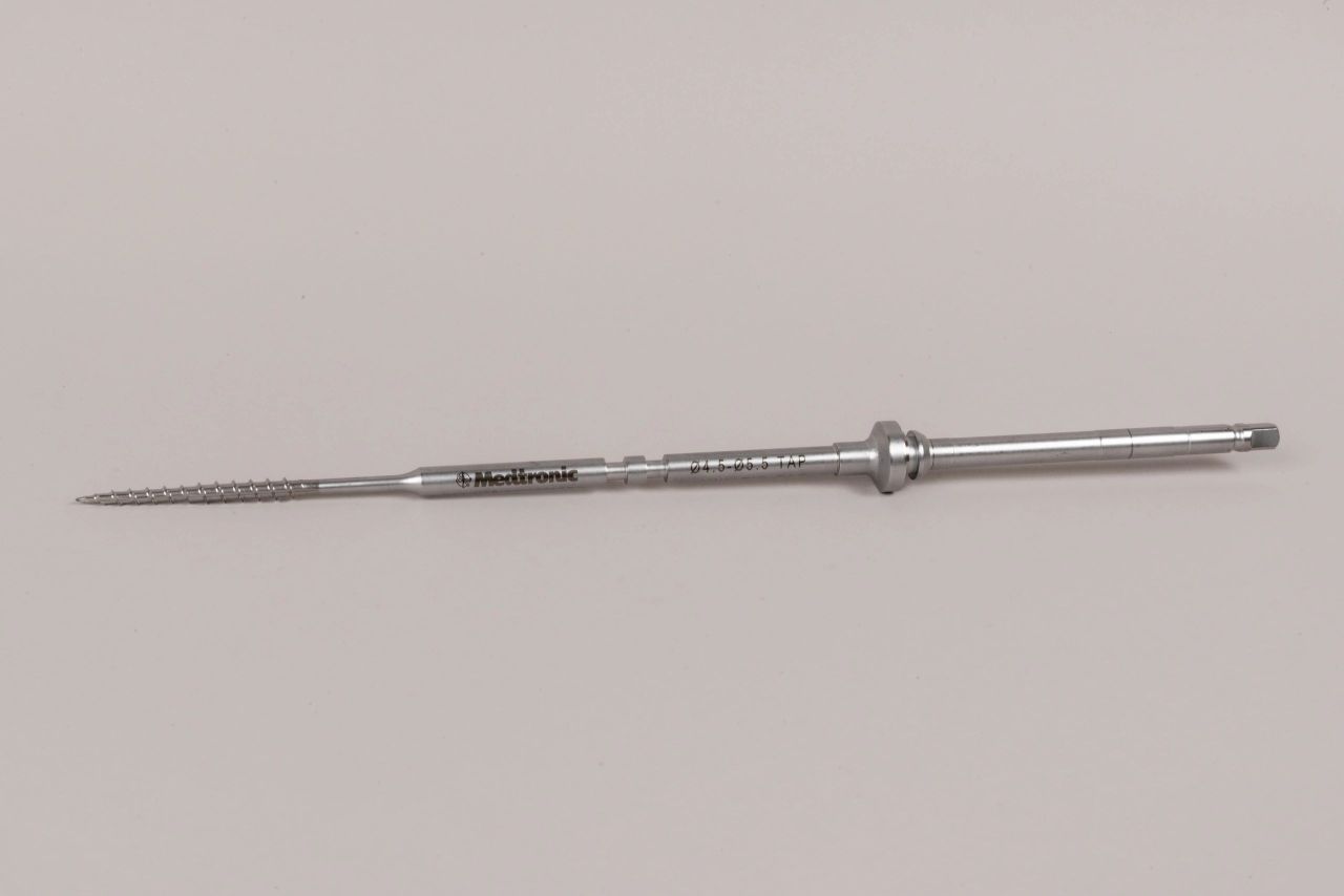Medtronic Navigated CD Horizon Solera 4.5-5.5 Awl-Tip Tap NAV2015