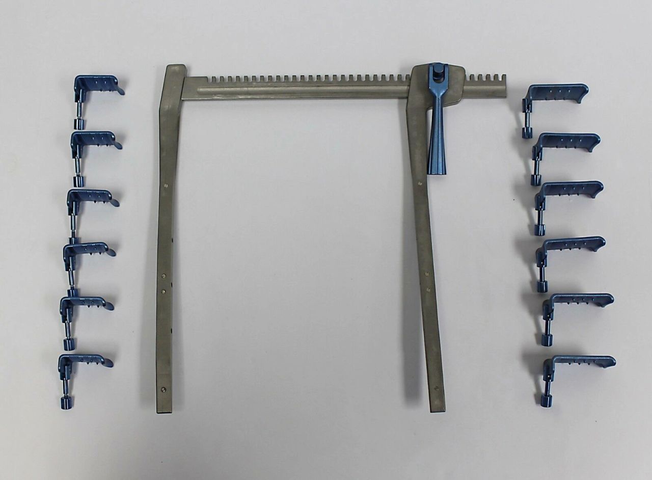 COMPLETE V. Mueller Titanium ANKENEY Sternal Retractor CH1290 CH1290-1