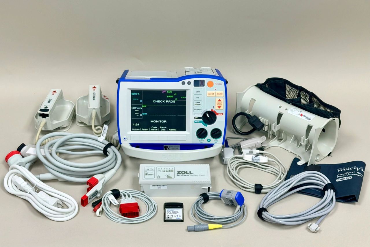 Zoll R Series ALS Monitor With ECG, Masimo SPO2, CO2, NIBP, MFC, Pacing, Printer, Paddles, And Battery