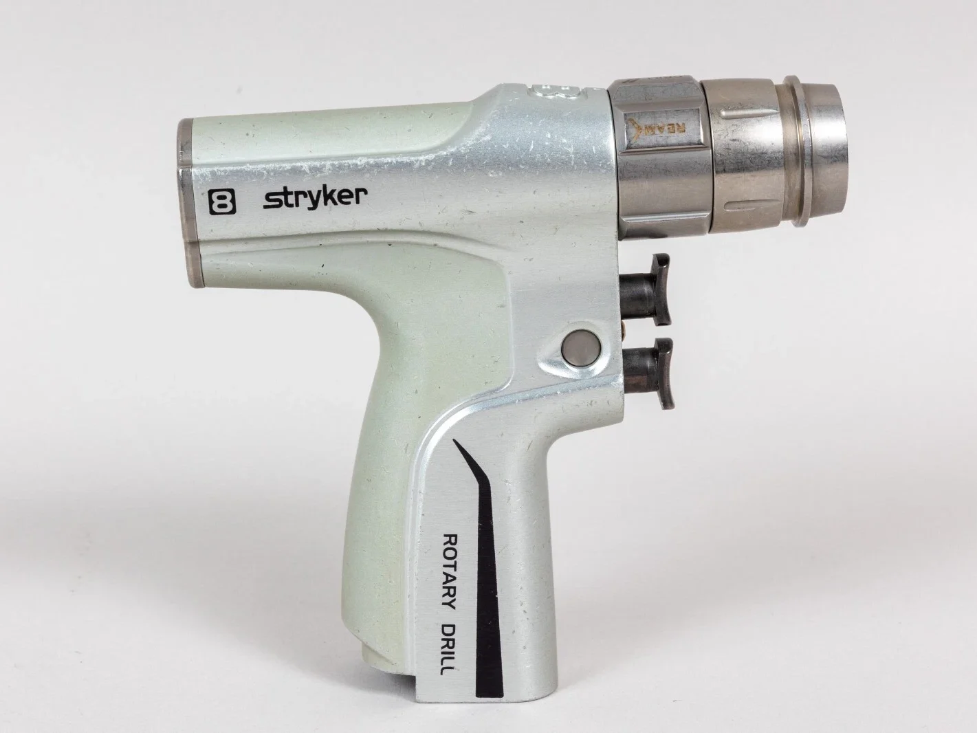 Stryker System 8 Handpiece: Reliable Surgical Performance - Simon