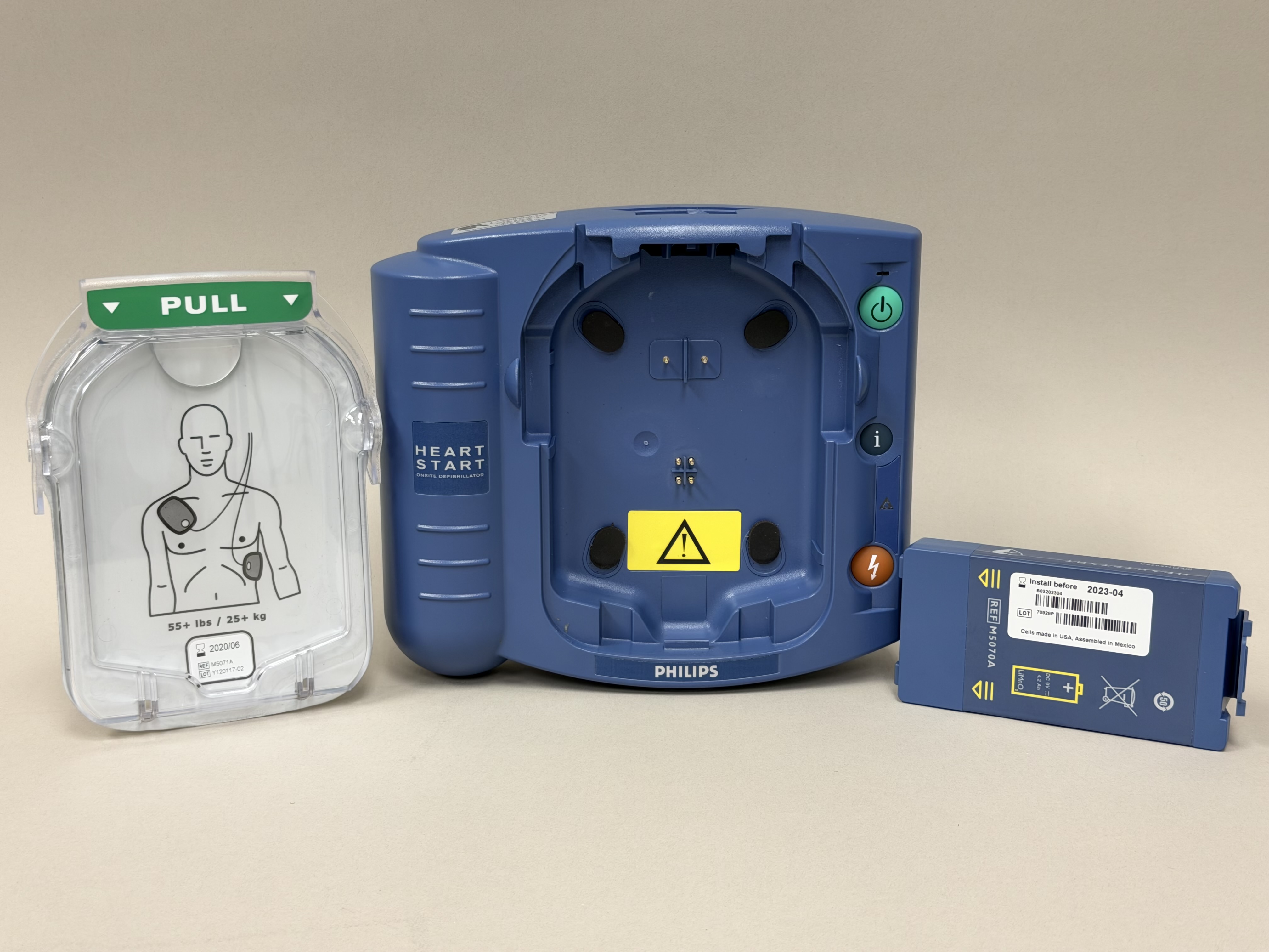 Philips HeartStart Onsite HS1 - Expired Pads And Expired Battery